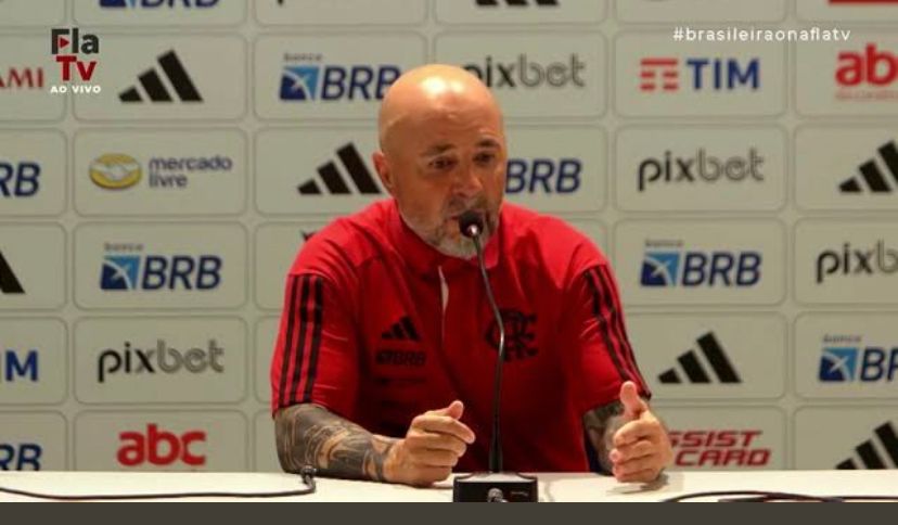 TRABALHO NÃO PÁRA! SAMPAOLI JÁ COM OLHOS NOS PRÓXIMOS ENCONTROS, CONFIRA